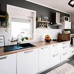 Guest House 