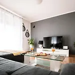 Guest House 