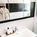 Guest House 