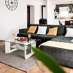 Guest House 