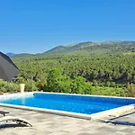 Guest House 