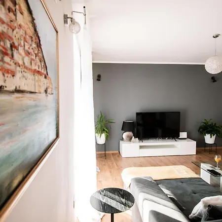 The View - Apartman With Private Pool In Vrpolje Donje Polje
