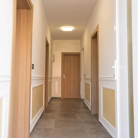 The View - Apartman With Private Pool In Vrpolje Apartament
