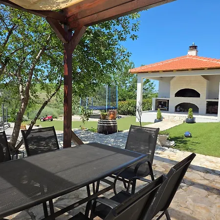 The View - Vacation Home With Pool Donje Polje
