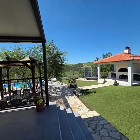 Lejlighed The View - Vacation Home With Pool *