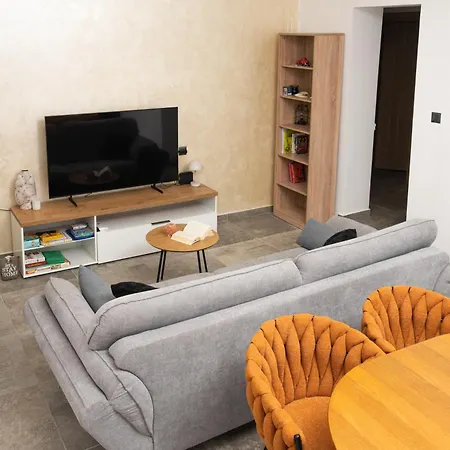 The View - Apartman With Private Pool In Vrpolje Apartament